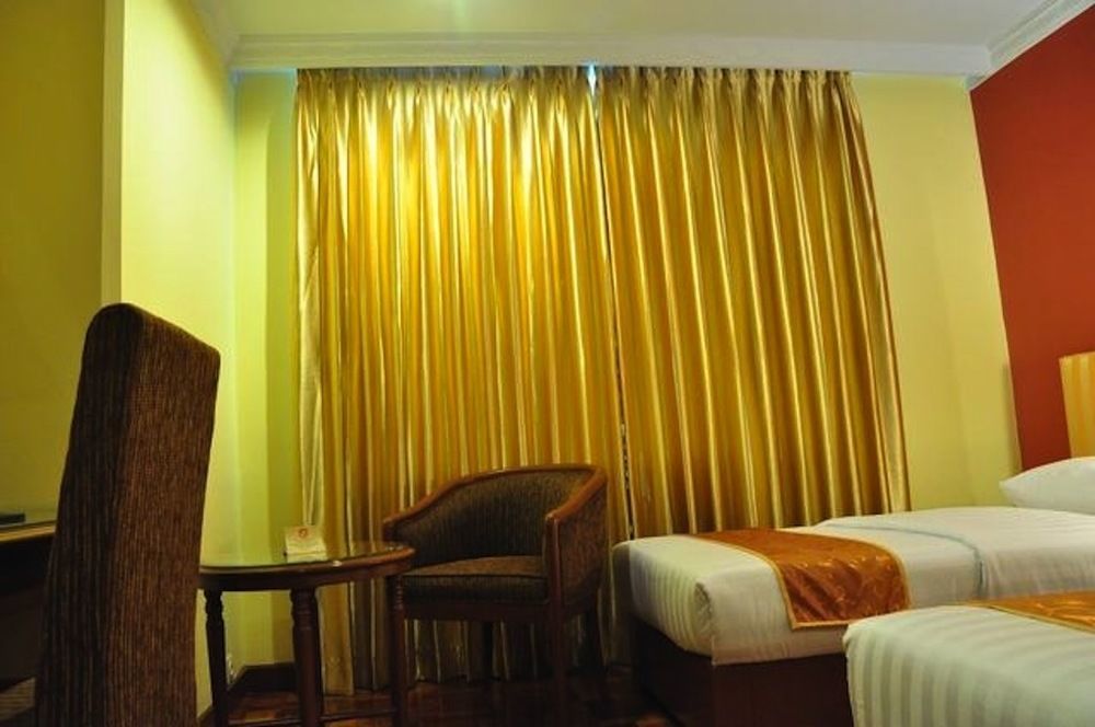 Hotel Golden Boutique Kemayoran 4*